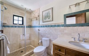 Bathroom Alta Bella - Villa Rentals