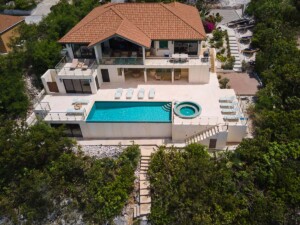 Alta Bella Luxury Villa Rentals in Turks and Caicos
