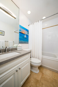 Bathroom 2 Grand View Condo rental, Turks and Caicos